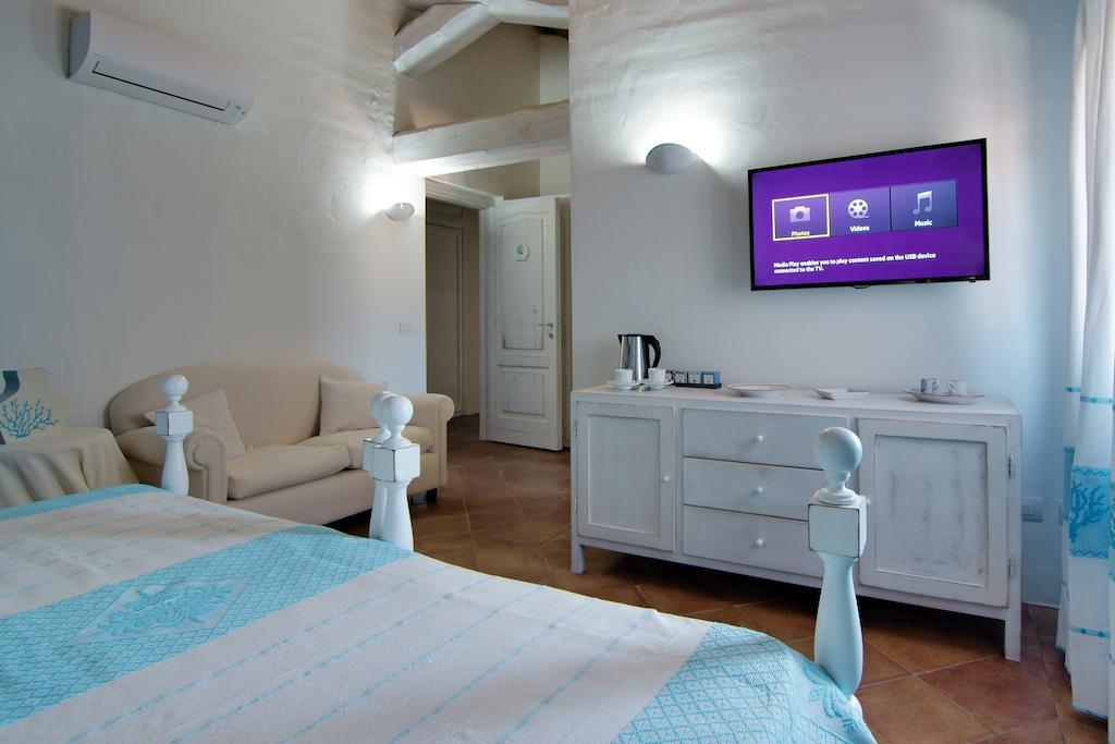 Domus Corallia-Luxury Rooms Porto Rotondo Extérieur photo