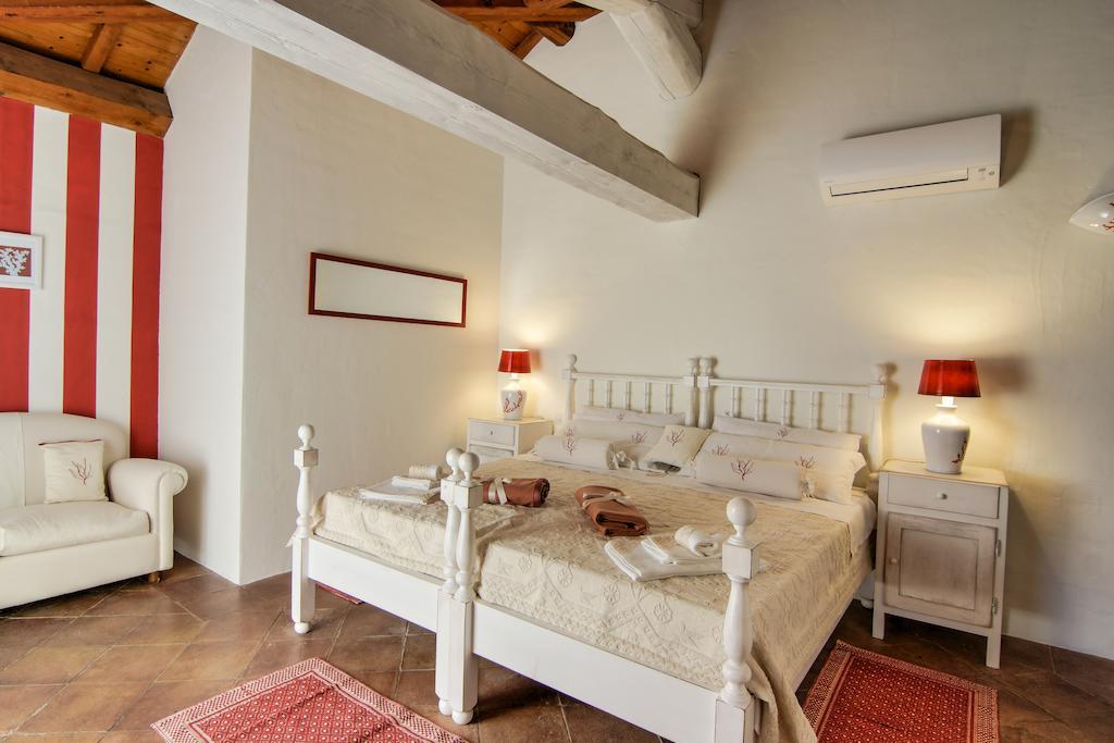 Domus Corallia-Luxury Rooms Porto Rotondo Chambre photo